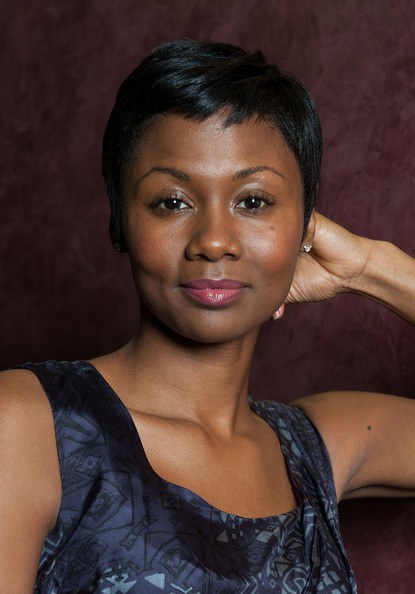 伊梅雅格特伊·科伦尼伊乐迪 Emayatzy Corinealdi