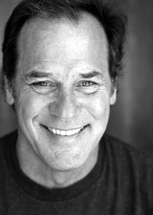 葛人杰·海恩斯 Grainger Hines