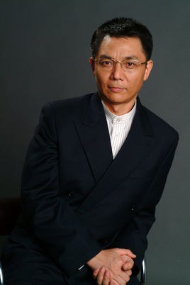 华明伟 Mingwei Hua