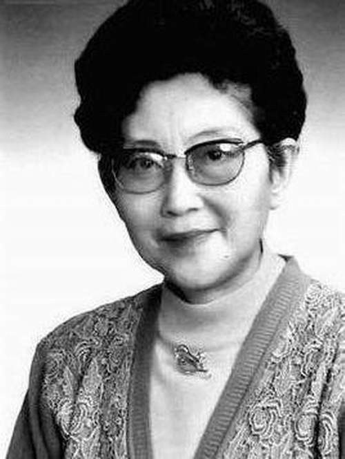 潘霞 Xia Pan