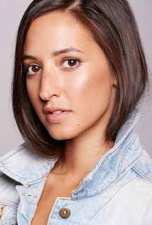 莉亚·德·尼斯 Leah de Niese