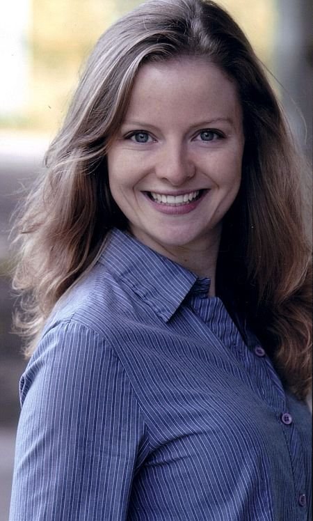 Anna Cummer Anna Cummer