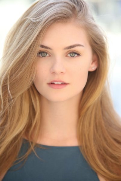 克里斯蒂·尼科尔·卓别林 Christie Nicole Chaplin