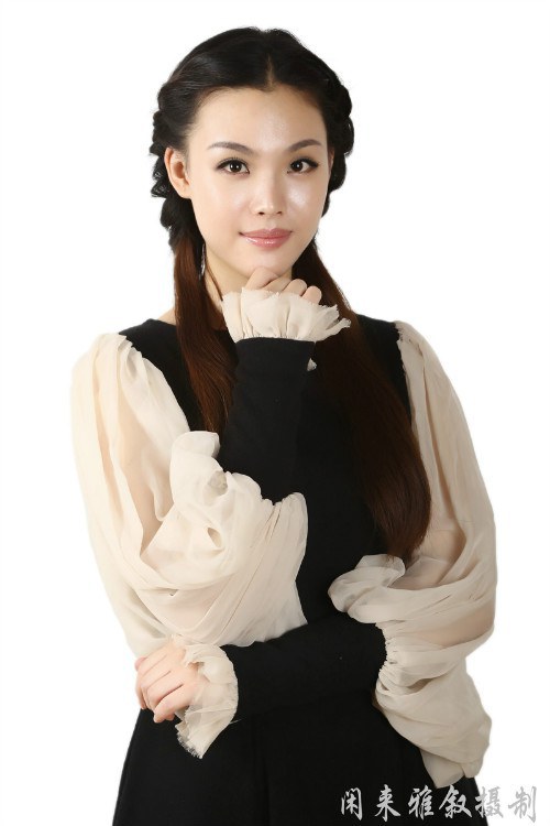 杨璨地 Candi Yang