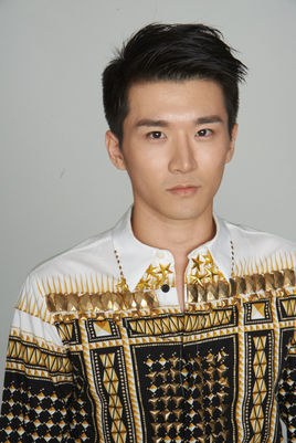 曾虹畅 Hongchang Zeng