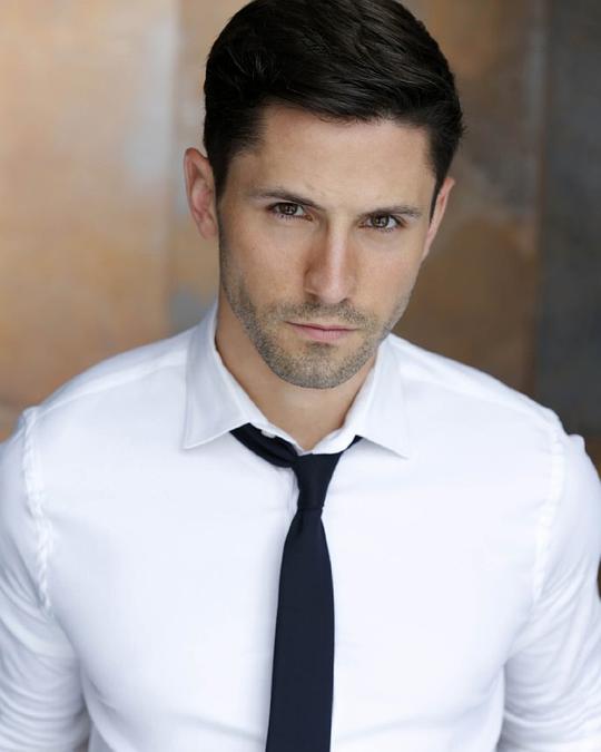 埃文·霍茲曼 Evan Holtzman