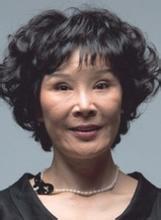 李龙女 Yong-nyeo Lee