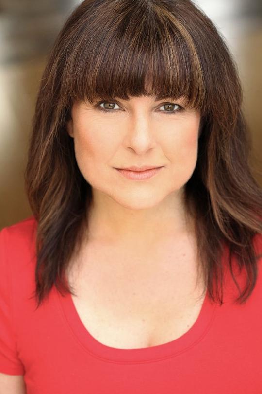 塔拉·弗林 Tara Flynn
