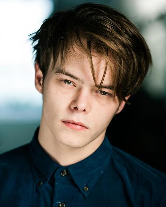 查理·希顿 Charlie Heaton