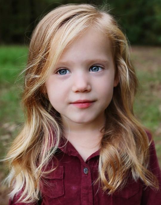 婷斯莉·普莱斯 Tinsley Price