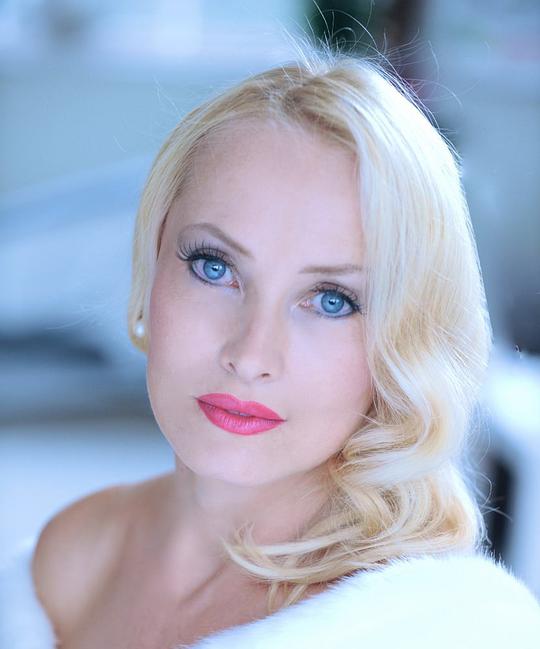 塔尼亚·利比奇 Tanja Ribic