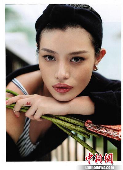 葛荟婕 Huijie Ge