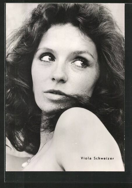 维奥拉·施韦策 Viola Schweizer