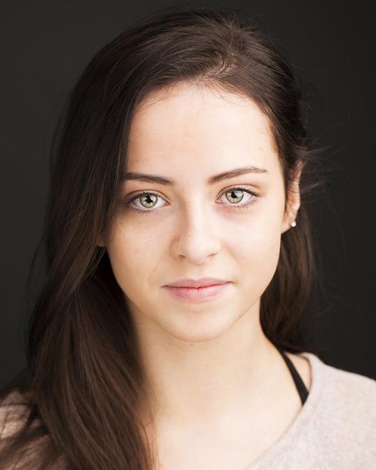 凯莉·桑顿 Kelly Thornton