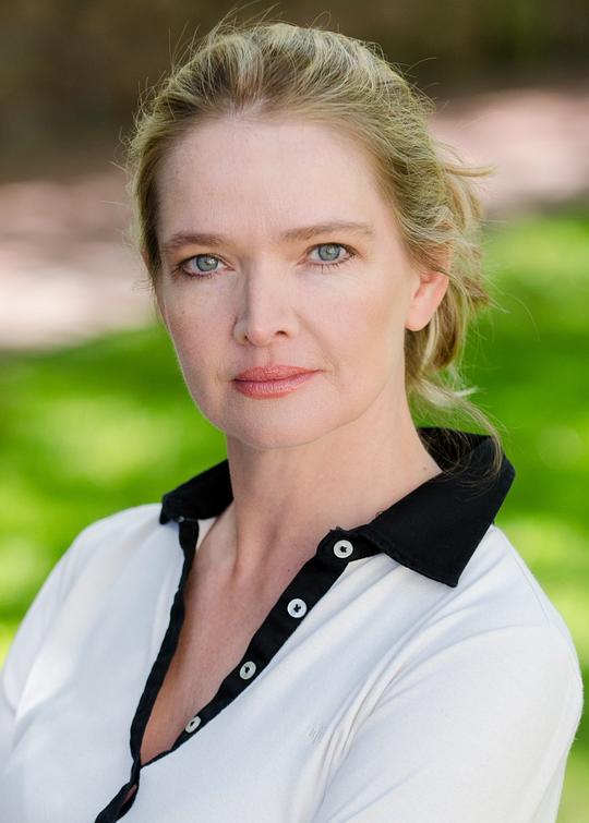 朱莉娅·比德尔曼 Julia Biedermann