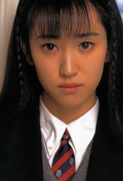 新堂有望 Yumi Shindô