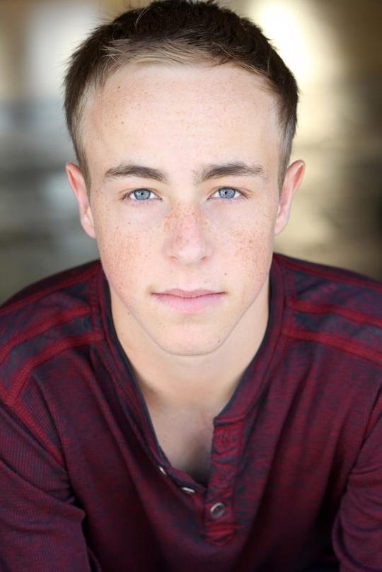 杰·海德 Jae Head