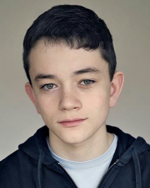 刘易斯·麦克杜格尔 Lewis MacDougall