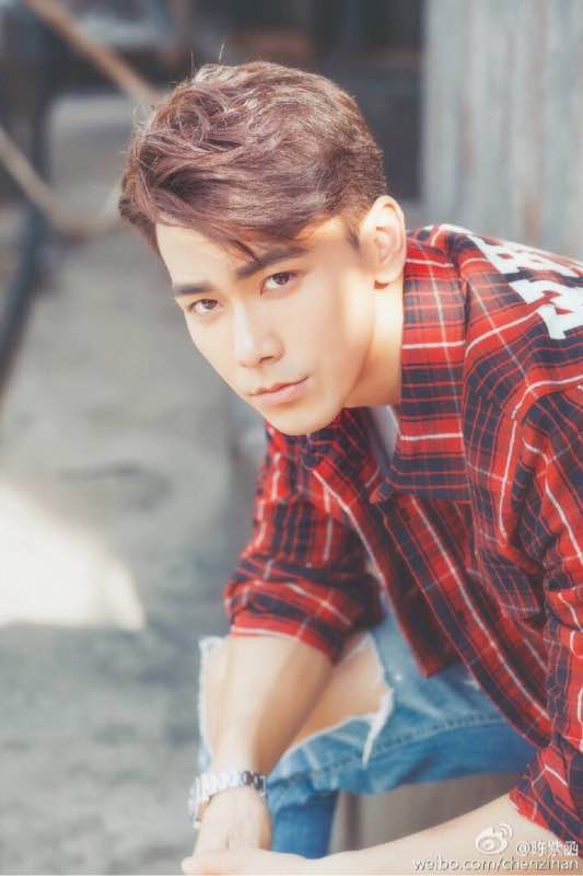 戴向宇 Xiangyu Dai