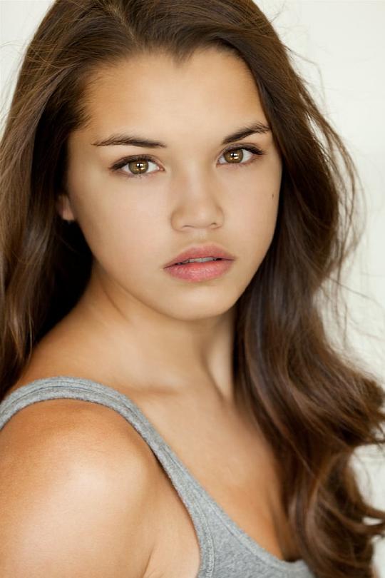 帕里斯·贝尔克 Paris Berelc