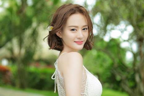 周昕妤 Xinyu Zhou