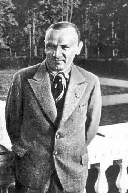 弗拉基米尔·彼得罗夫 Vladimir Petrov