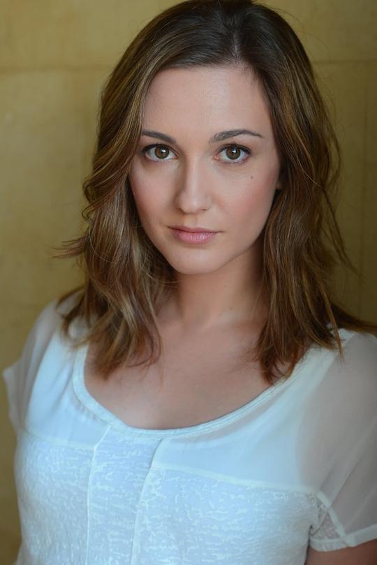 凯瑟琳·巴雷尔 Katherine Barrell