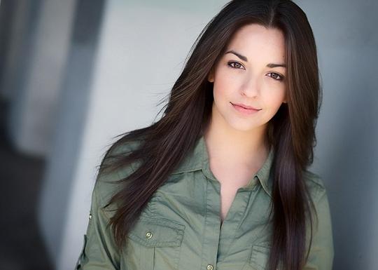 安娜·维拉法妮 Ana Villafañe