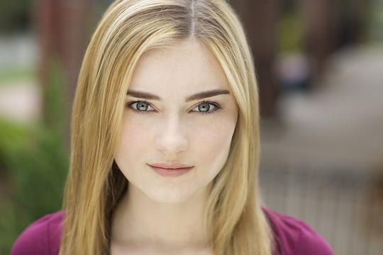 梅格·唐纳利 Meg Donnelly