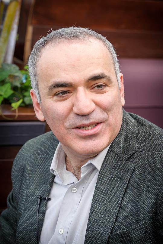 萨姆维尔·加斯帕罗夫 Samvel Gasparov