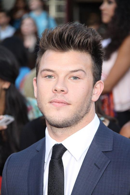 吉米·塔特罗 Jimmy Tatro