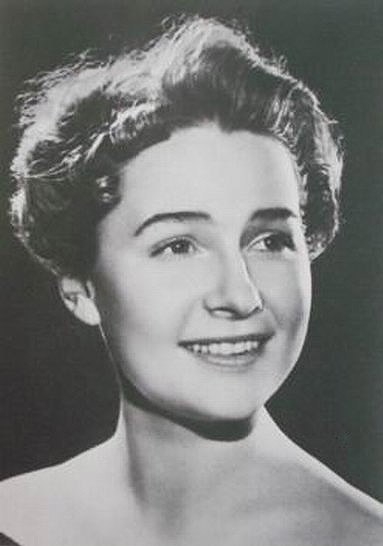尼娜·韦谢洛夫斯卡娅 Nina Veselovskaya