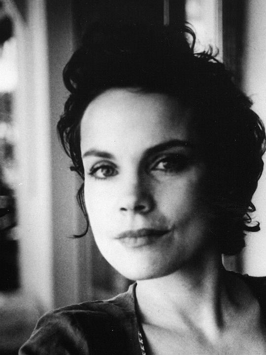 西格丽德·索顿 Sigrid Thornton