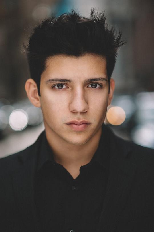 凯文·阿尔维斯 Kevin Alves