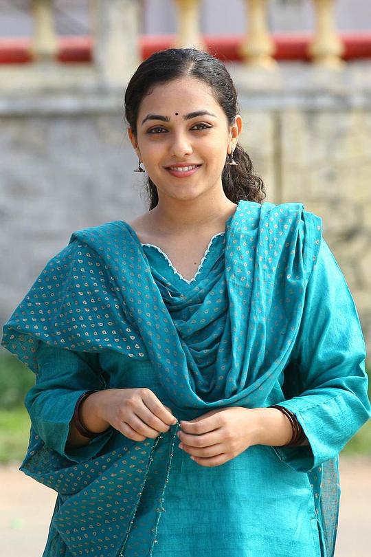 内森·梅农 Nithya Menen