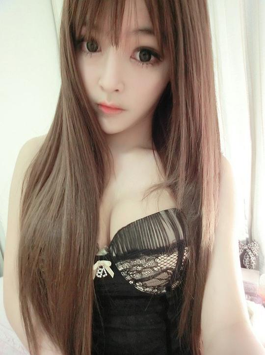 王嘉韵 Jenvine Ong