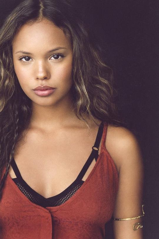 艾莉莎·博 Alisha Boe