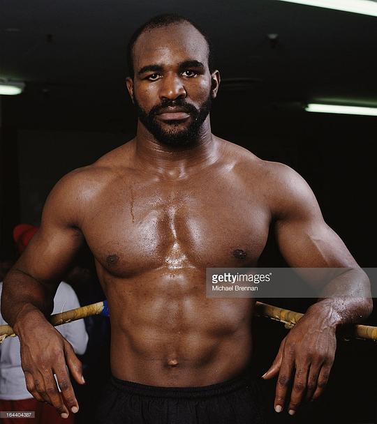 伊万德·霍利菲尔德 Evander Holyfield