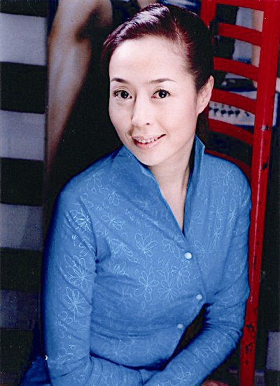 黑婧环 Jinghuan Hei