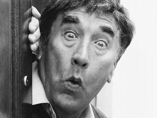弗兰基·豪尔德 Frankie Howerd