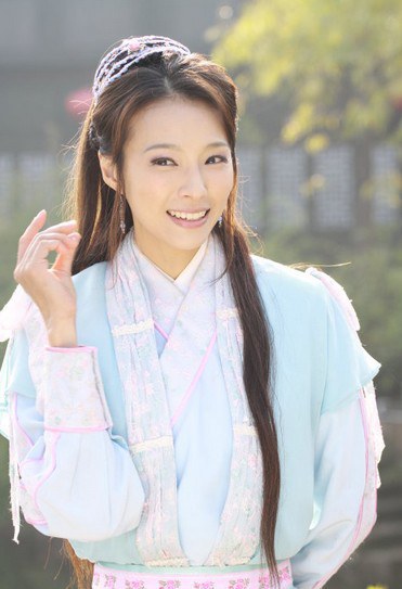 曾安琪 Laura Tzeng