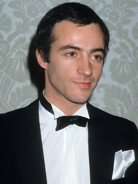 雷·夏基 Ray Sharkey