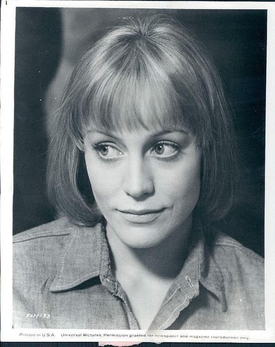 卡丽·斯诺格丽丝 Carrie Snodgress