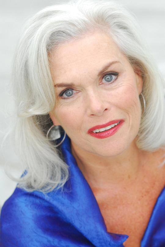 安妮·巴顿 Anne Barton