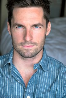 利亚姆·麦克尼尔 Liam McNeill