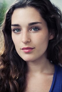 海伦·库恩 Hélène Kuhn