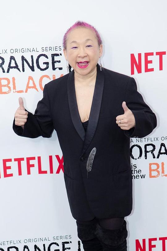 洛瑞·坦·齐恩 Lori Tan Chinn