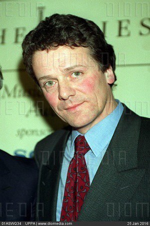 罗宾·洛 Robin Lough