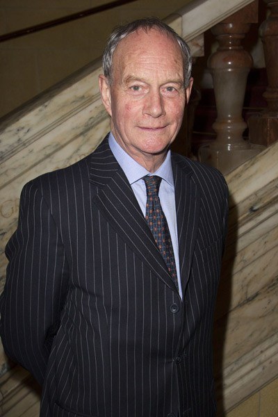 杰弗里·比弗斯 Geoffrey Beevers