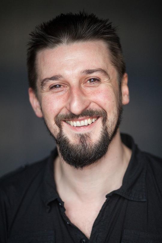 罗努特·卡拉斯 Ionut Caras